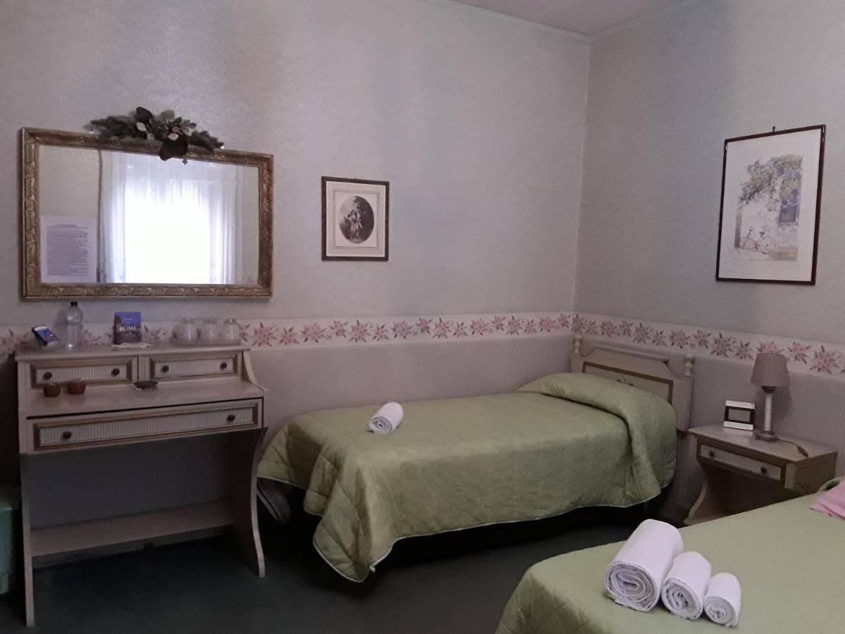 AmbraBed Lunghezza Station Bed and Breakfast Esterno foto